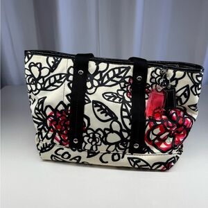 Coach Graffiti Print Tote Bag - Black and Red